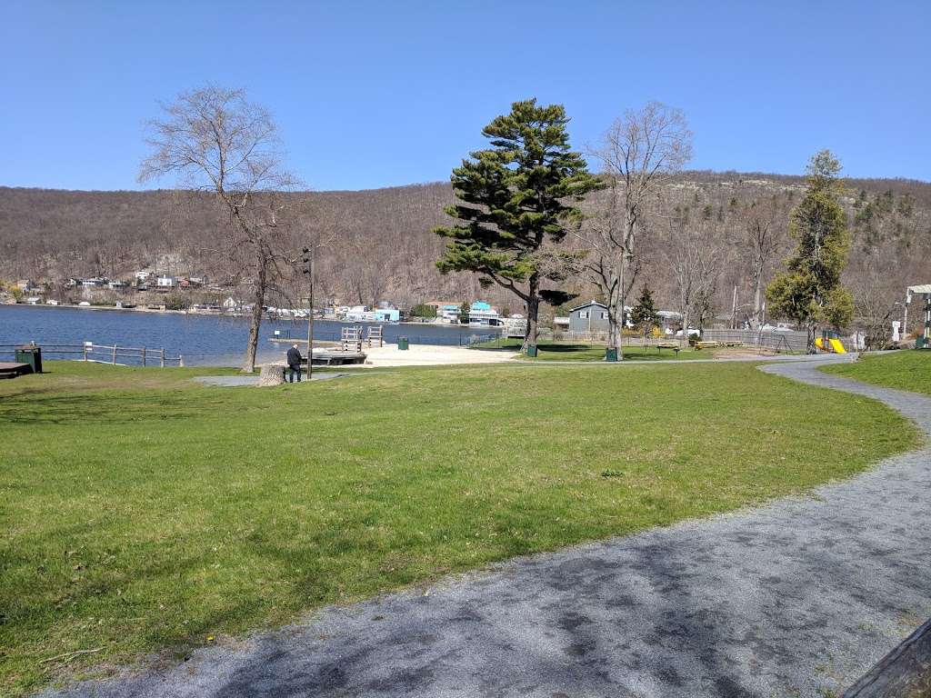 Thomas P. Morahan Waterfront Park | 7 Windermere Ave, Greenwood Lake, NY 10925, USA