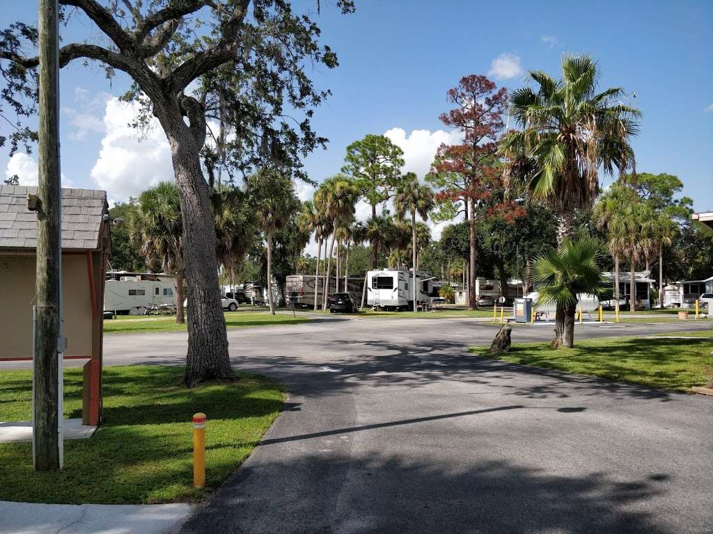 Space Coast RV Resort | 820 Barnes Blvd, Rockledge, FL 32955, USA | Phone: (800) 982-4233