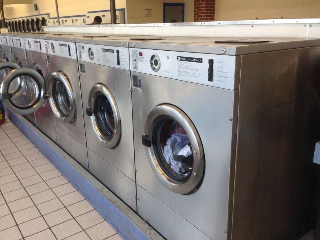 Elm St. Laundromat | 502 Elm St, Cambridge, MD 21613, USA | Phone: (443) 671-1464