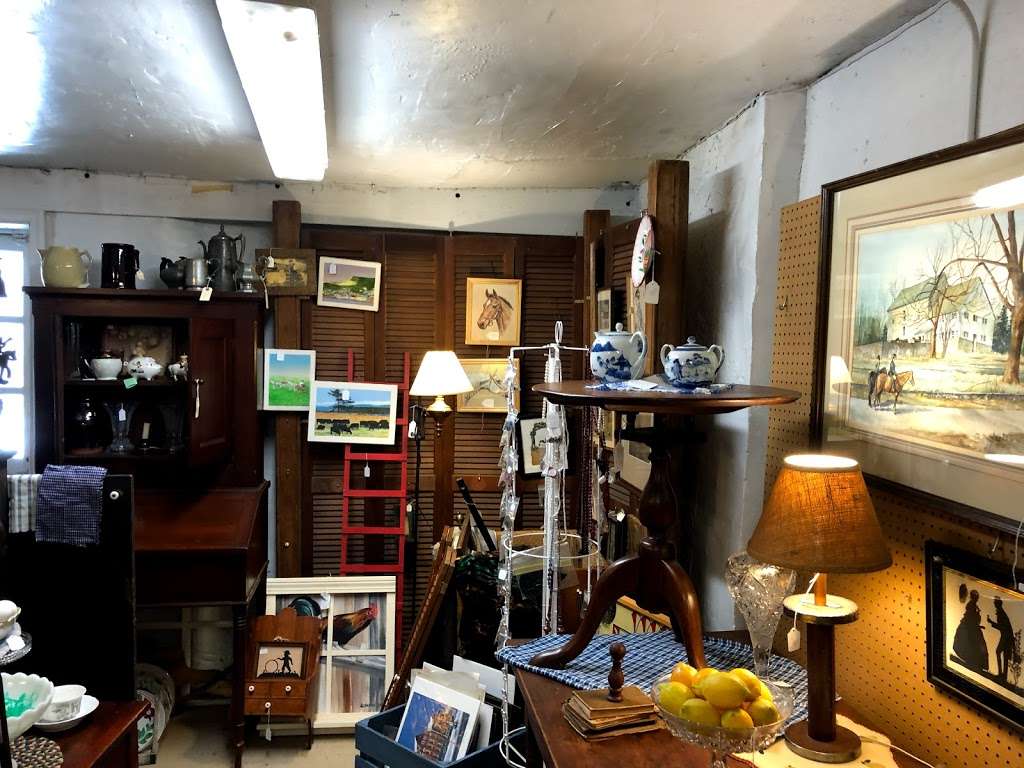 Brandywine River Antiques Market | 878 Baltimore Pike, Chadds Ford, PA 19317, USA | Phone: (610) 388-2000