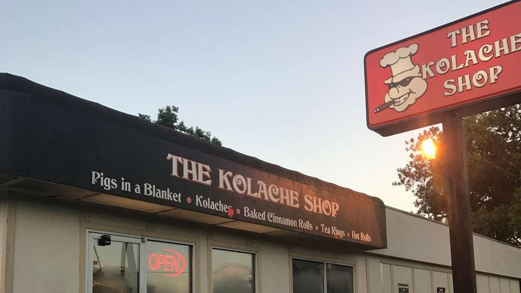 The Kolache Shop | 220 E San Bernard St, Brazoria, TX 77422, USA | Phone: (979) 798-7800