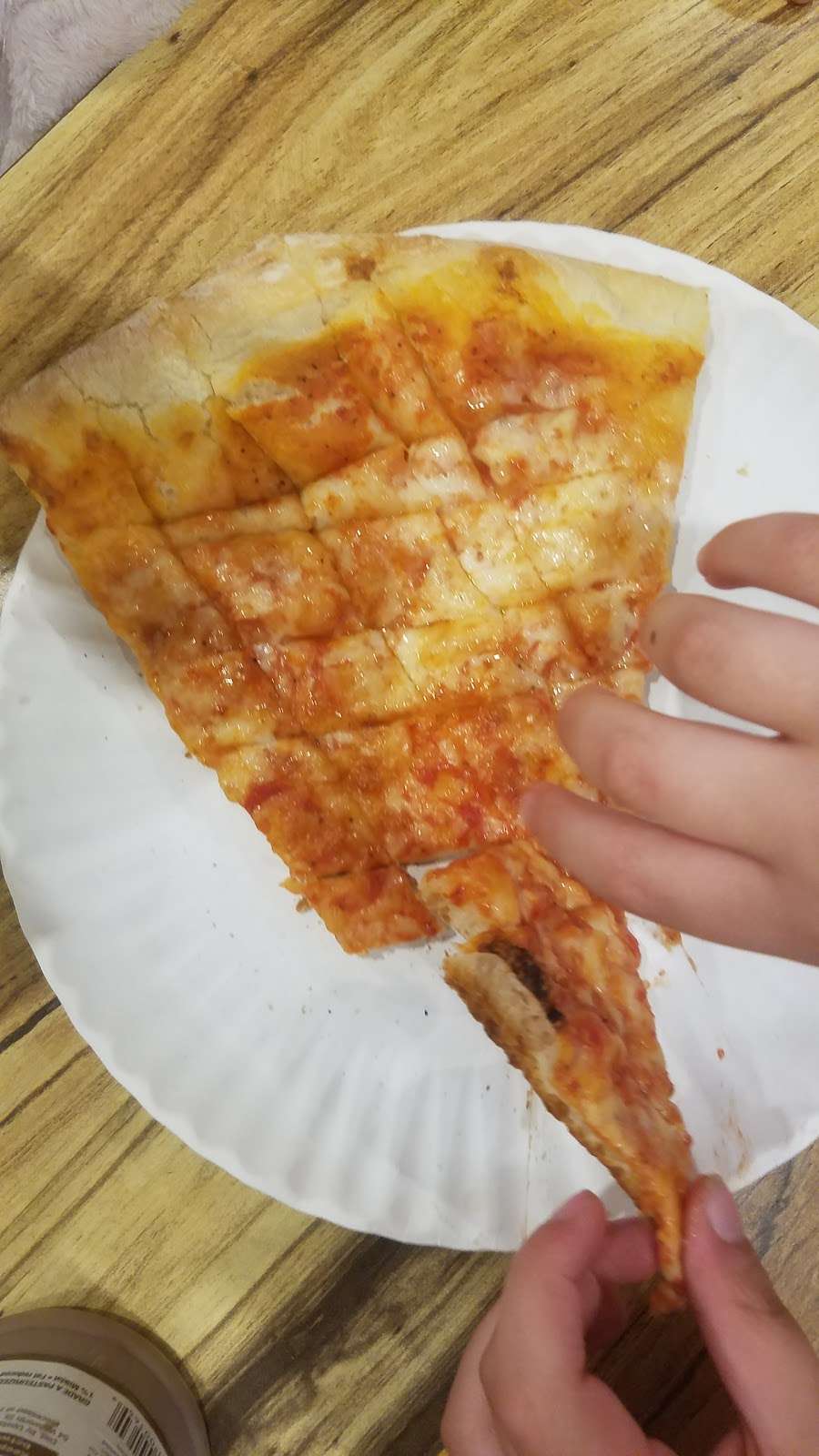 Shimons Kosher Pizza | 7124 Main St, Flushing, NY 11367, USA | Phone: (718) 793-1491