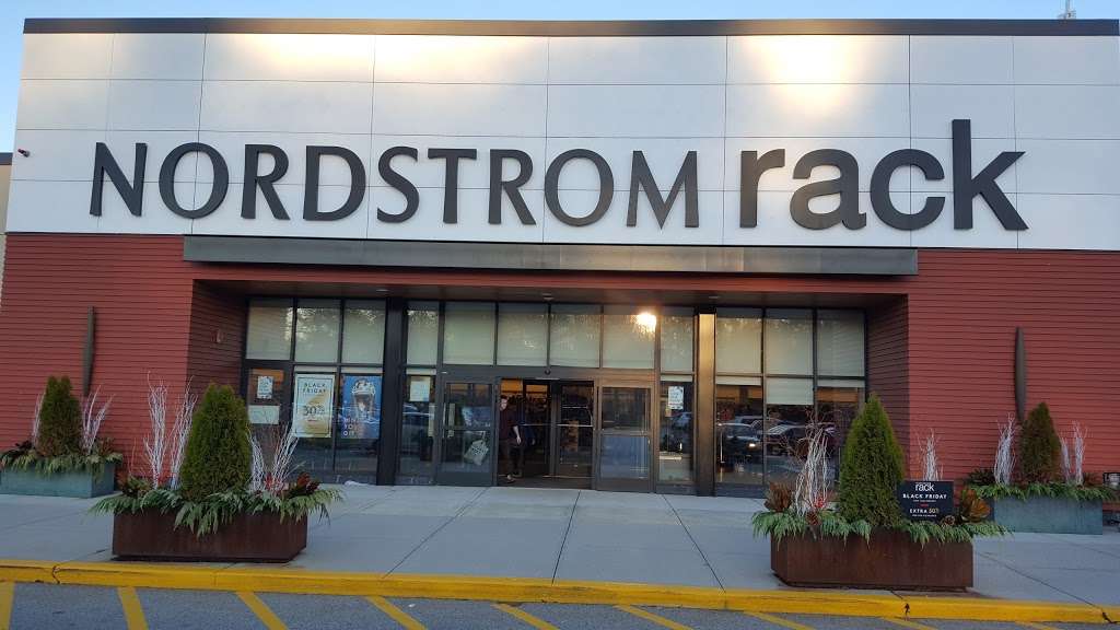 Nordstrom Rack Middlesex Commons | 43 Middlesex Turnpike Ste 5, Burlington, MA 01803, USA | Phone: (781) 345-4960