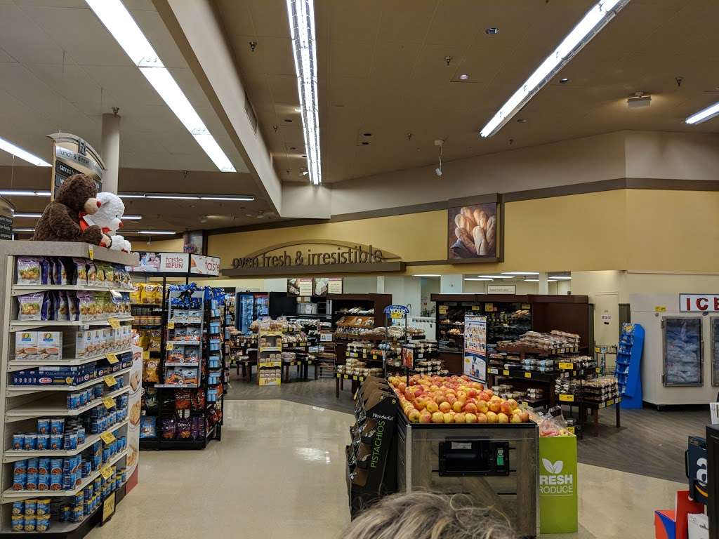 Safeway | 151 Walkers Village Way, Walkersville, MD 21793 | Phone: (301) 845-2844