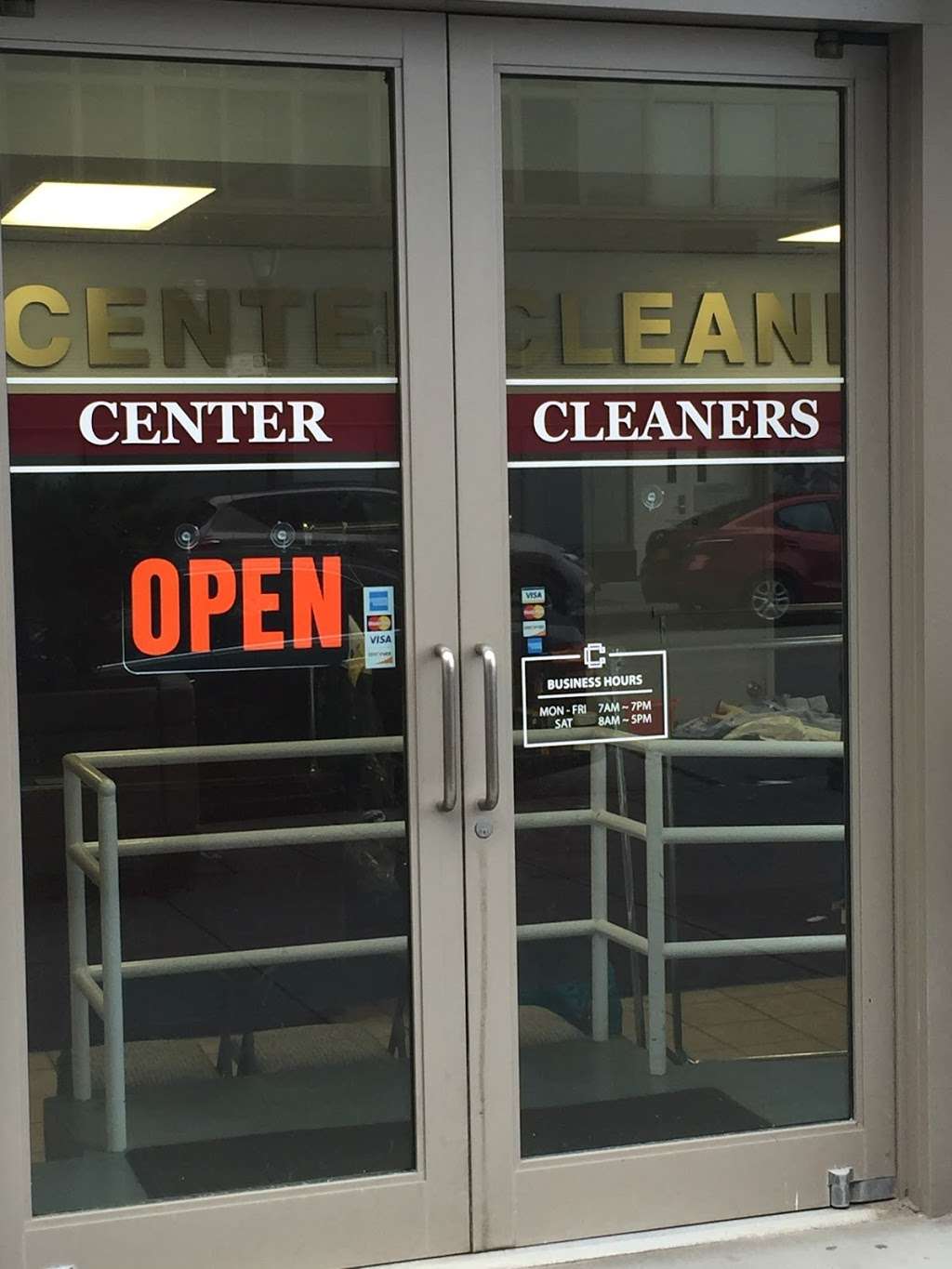 Center Cleaners | 120 Riverside Blvd, New York, NY 10069, USA | Phone: (212) 799-3201