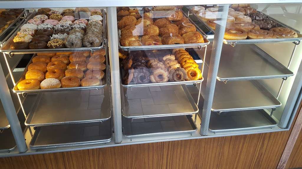 Mings Donuts | 13996 Doolittle Dr, San Leandro, CA 94577, USA | Phone: (510) 352-5870