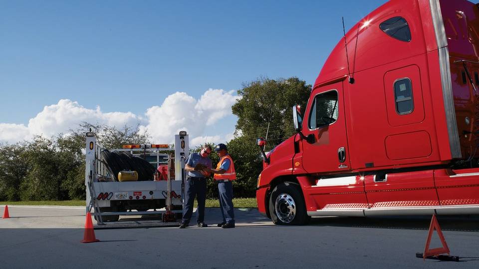 Truck and Trailer Road Services | 4931 Richborough Ct, North Las Vegas, NV 89031, USA | Phone: (702) 822-0998