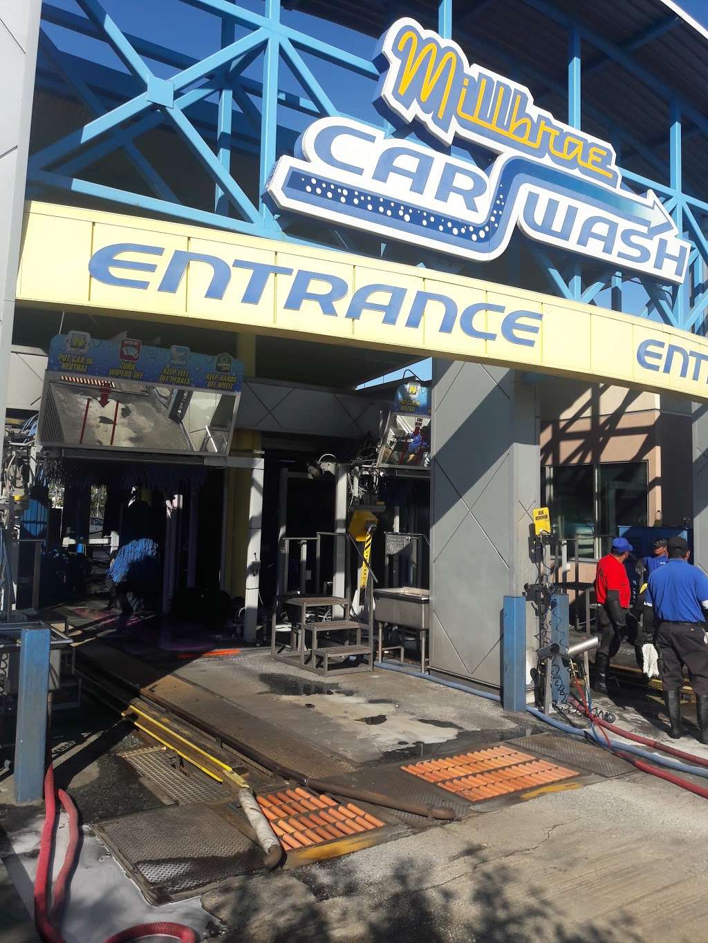 Millbrae Express Car Wash | 310 Adrian Rd, Millbrae, CA 94030, USA | Phone: (650) 692-2345