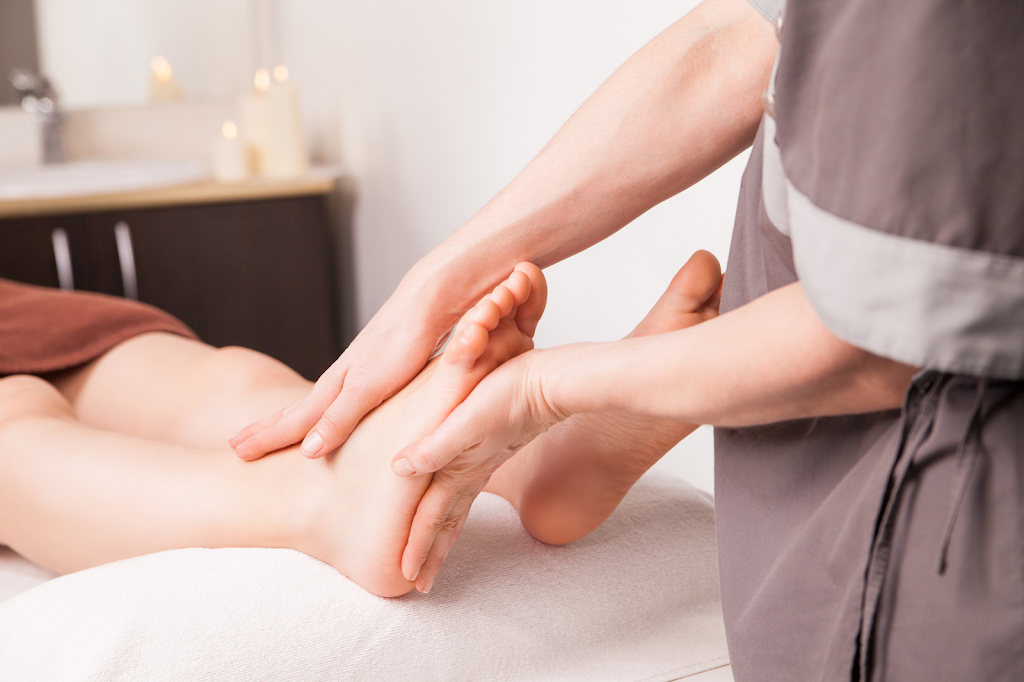 SQ Foot Reflexology | 8955 Hwy 6 N #150, Houston, TX 77095, USA | Phone: (832) 500-8726