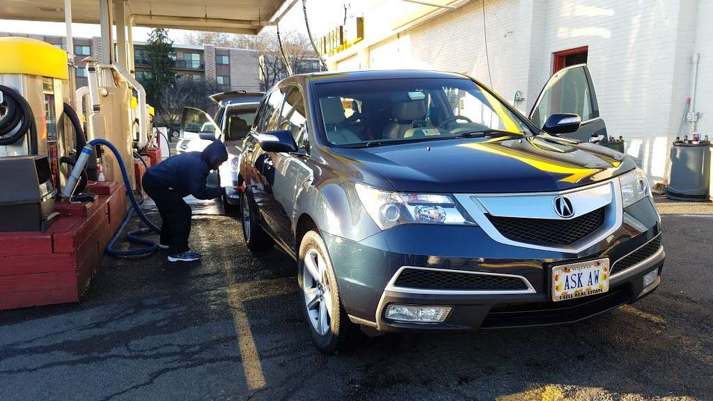 Mr Wash Car Wash | 420 S Van Dorn St, Alexandria, VA 22304, USA | Phone: (703) 751-4138