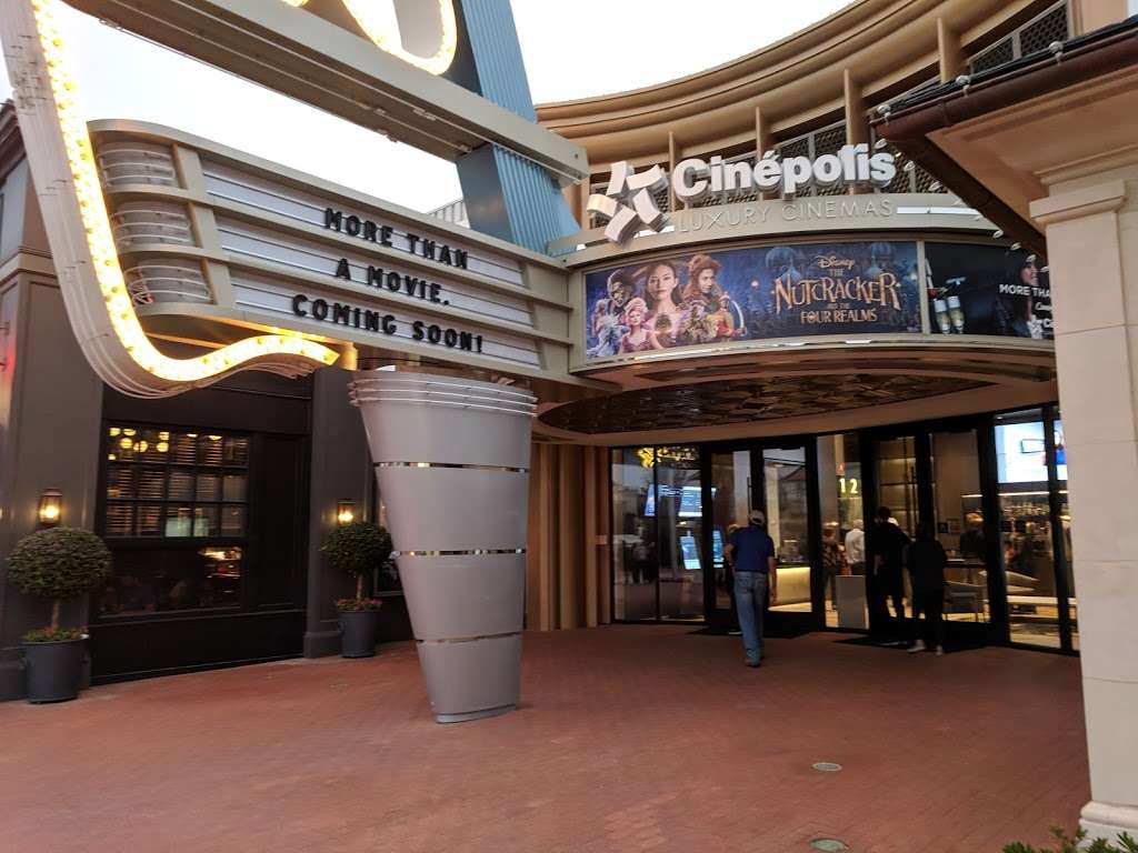 The Bay Theatre by Cinépolis Luxury Cinemas | 1035 N Swarthmore Ave, Pacific Palisades, CA 90272 | Phone: (310) 230-1457