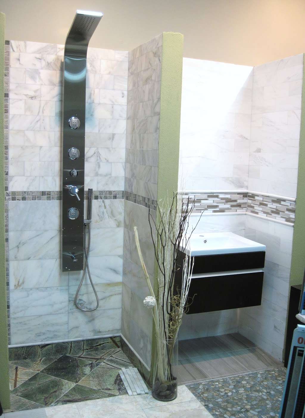 Express Brooklyn Tile LLC | 3918 4th Ave, Brooklyn, NY 11232, USA | Phone: (718) 788-0750