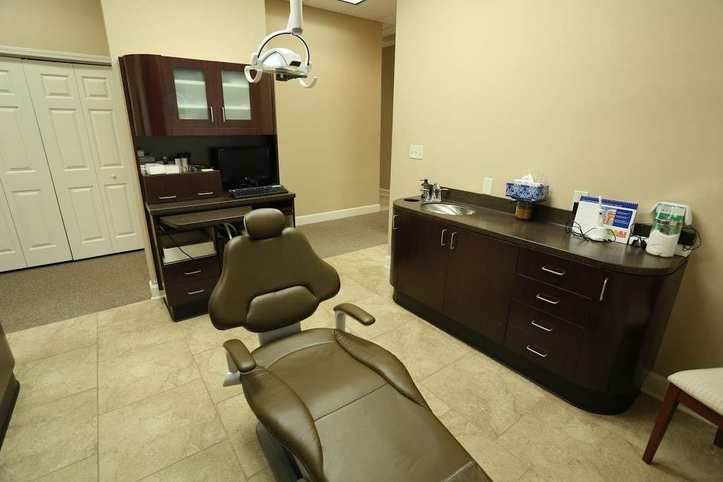 Dental Expressions Leawood | 14109 Overbrook Rd, Leawood, KS 66224, USA | Phone: (913) 851-1018