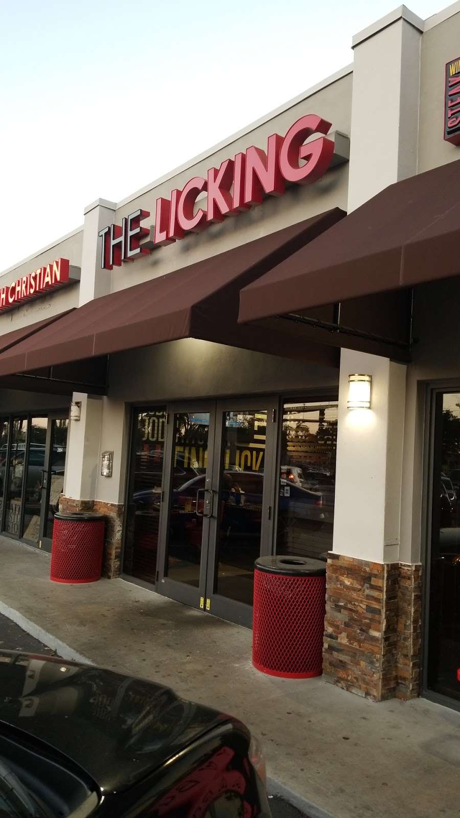 The Licking Sunrise | 2662 N University Dr, Sunrise, FL 33322, USA | Phone: (954) 530-4294