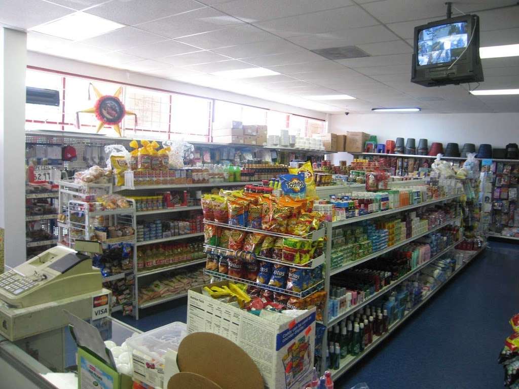 Dollar Plus Mart | 3535 W Imperial Hwy, Inglewood, CA 90303, USA | Phone: (310) 671-0628