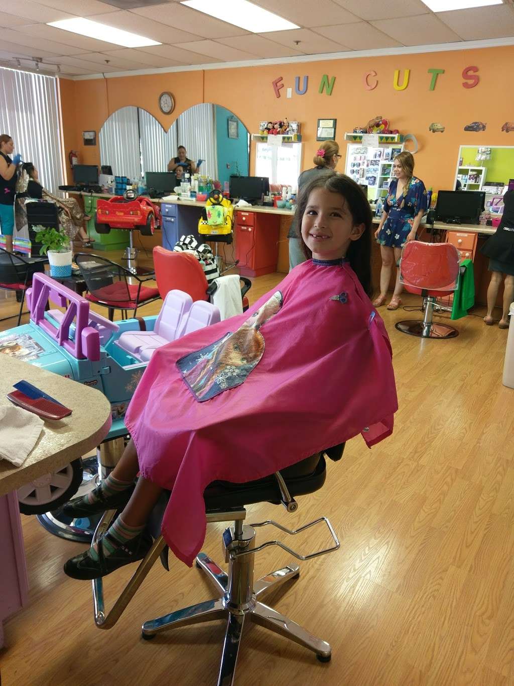 Frans Fun Cuts 4 Kids | 1386 E Foothill Blvd, Upland, CA 91786 | Phone: (909) 920-0369