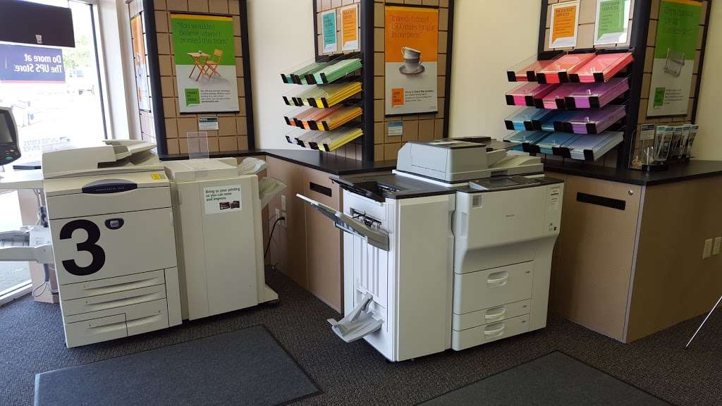 FedEx Office Print & Ship Center | 13450 W 87th St Pkwy, Lenexa, KS 66215 | Phone: (913) 894-2010