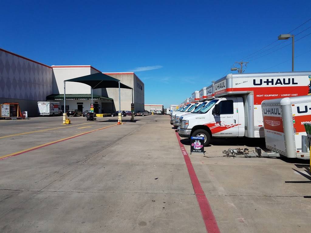 U-Haul Moving & Storage at I-20 & 360 | 3020 I-20 W, Grand Prairie, TX 75052, USA | Phone: (972) 623-3575