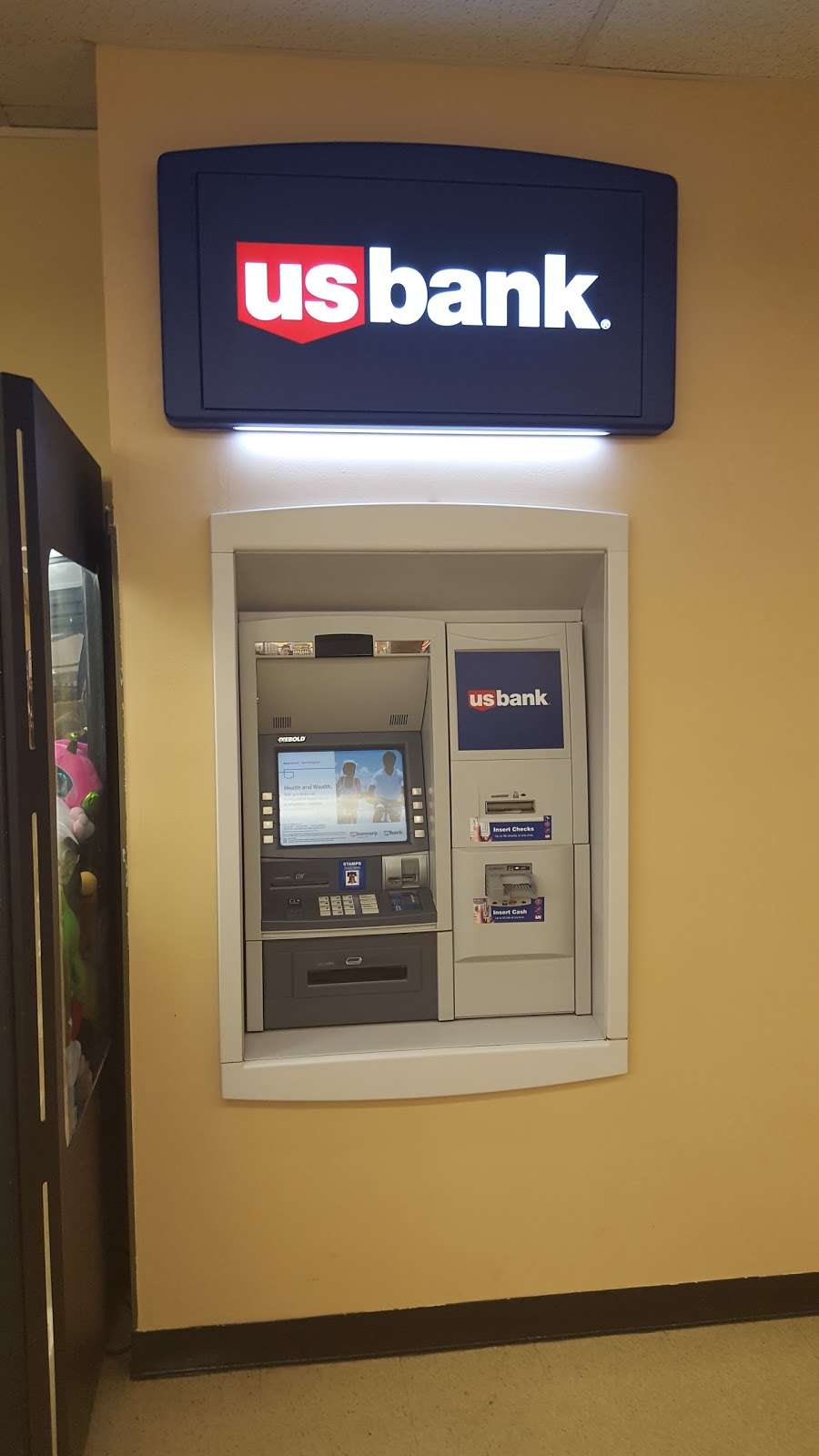 U.S. Bank ATM - South 16th Street - Safeway | 6202 S 16th St, Phoenix, AZ 85042, USA | Phone: (602) 304-0453