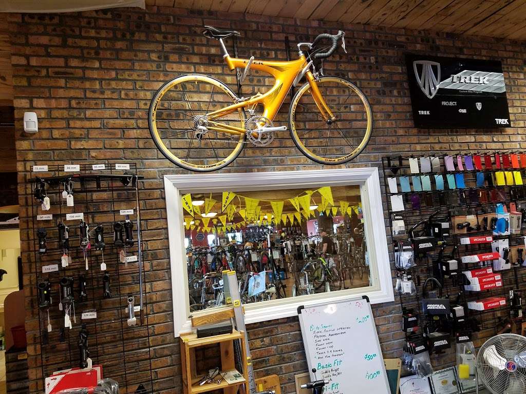 Village CycleSport | 1326 N Rand Rd, Arlington Heights, IL 60004, USA | Phone: (847) 398-1650