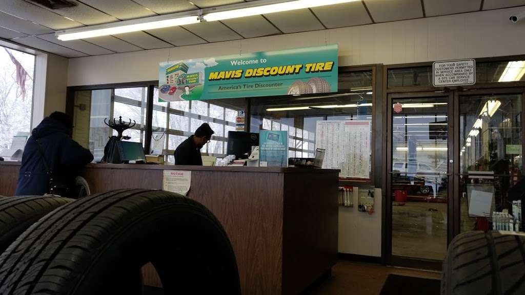 Mavis Discount Tire | 235 Prospect Ave, West Orange, NJ 07052, USA | Phone: (973) 232-0283