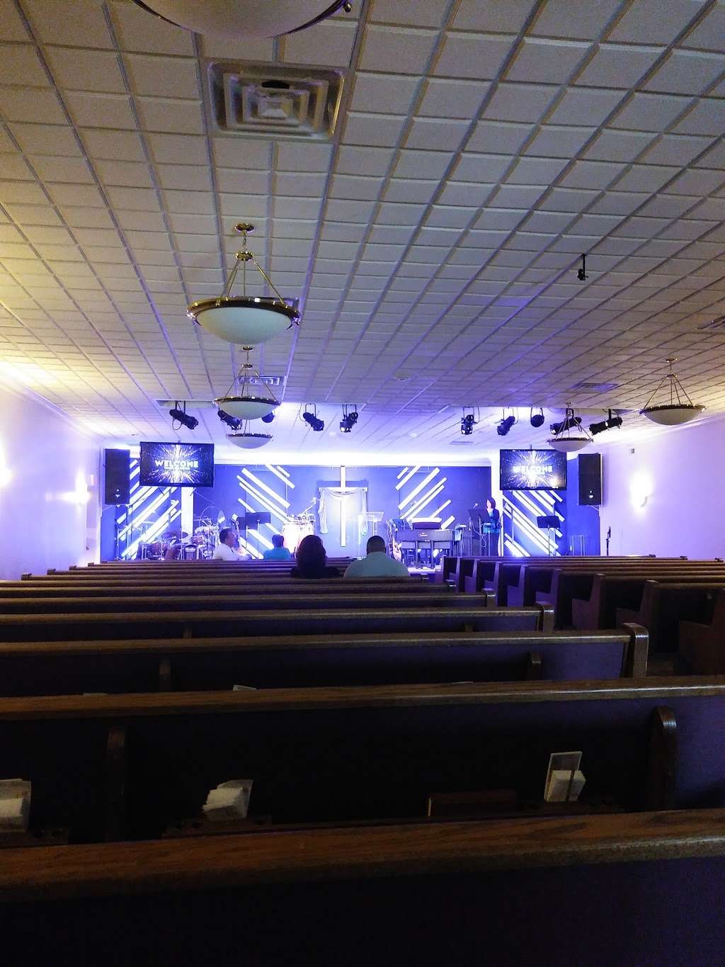 Lighthouse Assembly of God | 105 Earland Dr, New Holland, PA 17557 | Phone: (717) 354-0056