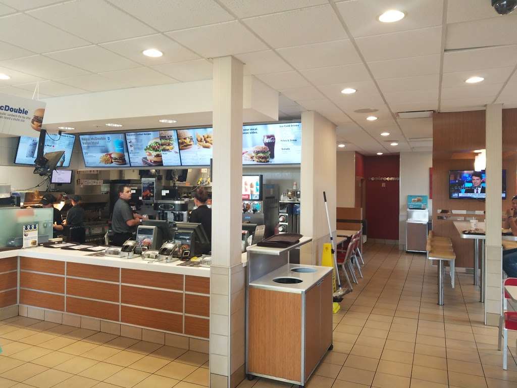 McDonalds | 498 E South St, Richmond, MO 64085, USA | Phone: (816) 776-3711