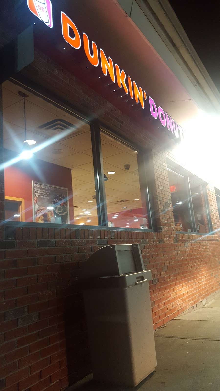 Dunkin | 185 Woburn St, Lowell, MA 01852, USA | Phone: (978) 934-9333