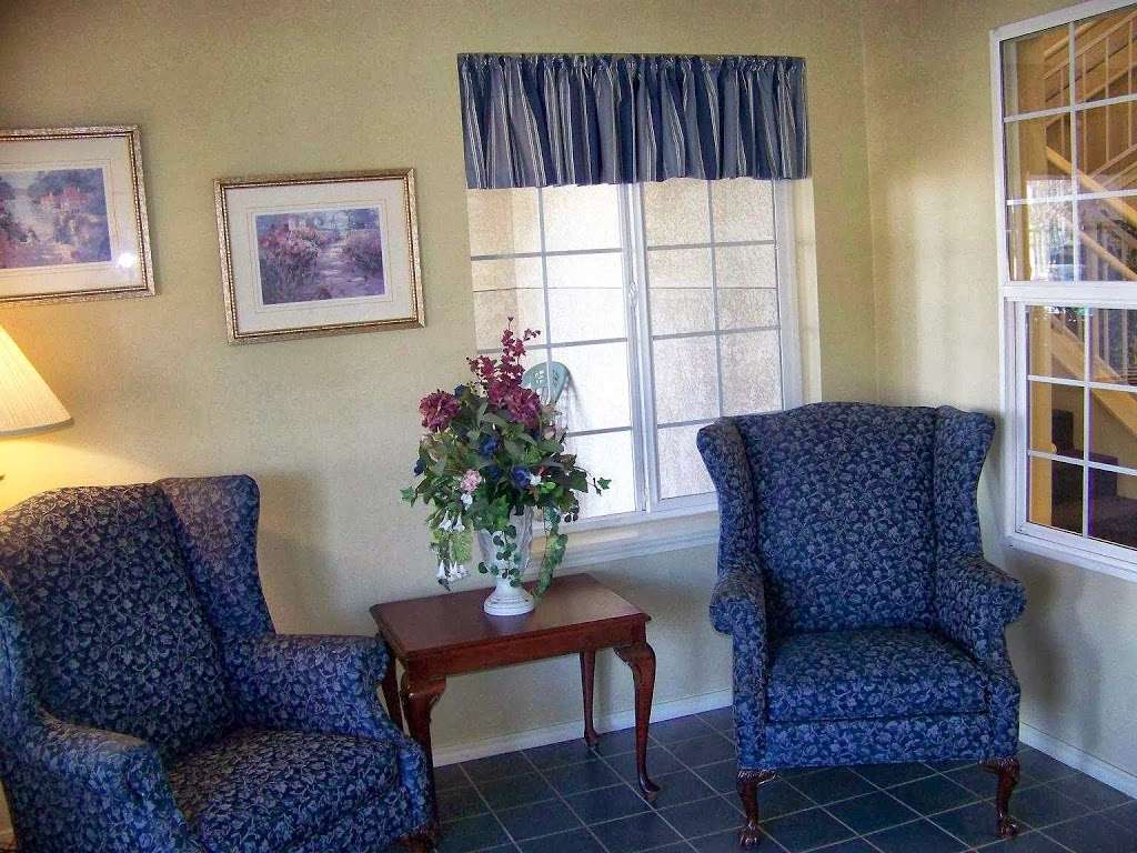 Prestige Assisted Living at Lancaster | 43454 W, 30th St W, Lancaster, CA 93536 | Phone: (661) 949-2177