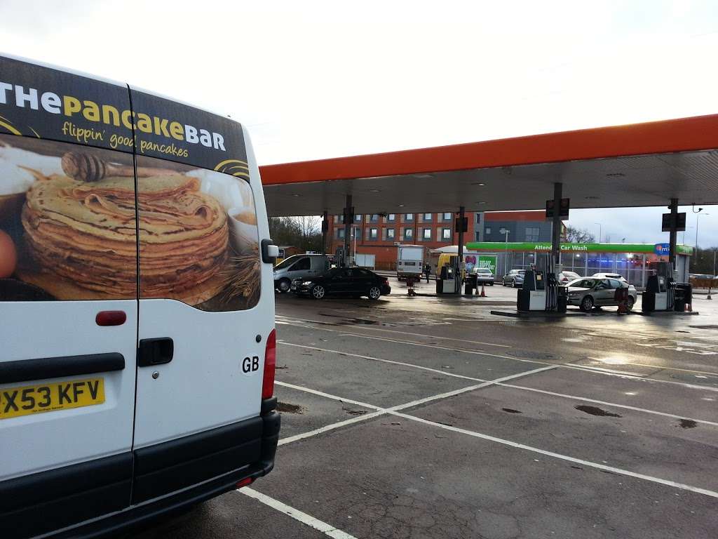 Sainsburys Petrol Station | London Colney, Colney Fields Shopping Park, London Colney, St Albans AL2 1AB, UK | Phone: 01727 828151