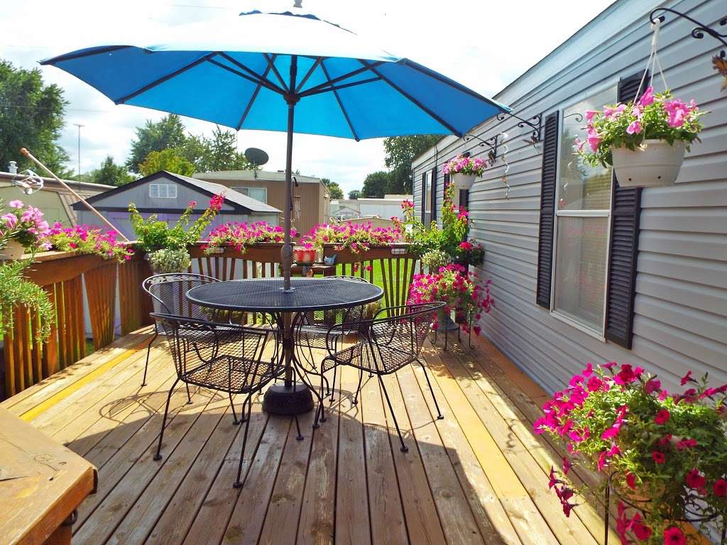 Spring Lake Mobile Home Estates | 100 1st Ave, Bartlett, IL 60103, USA | Phone: (630) 497-5950