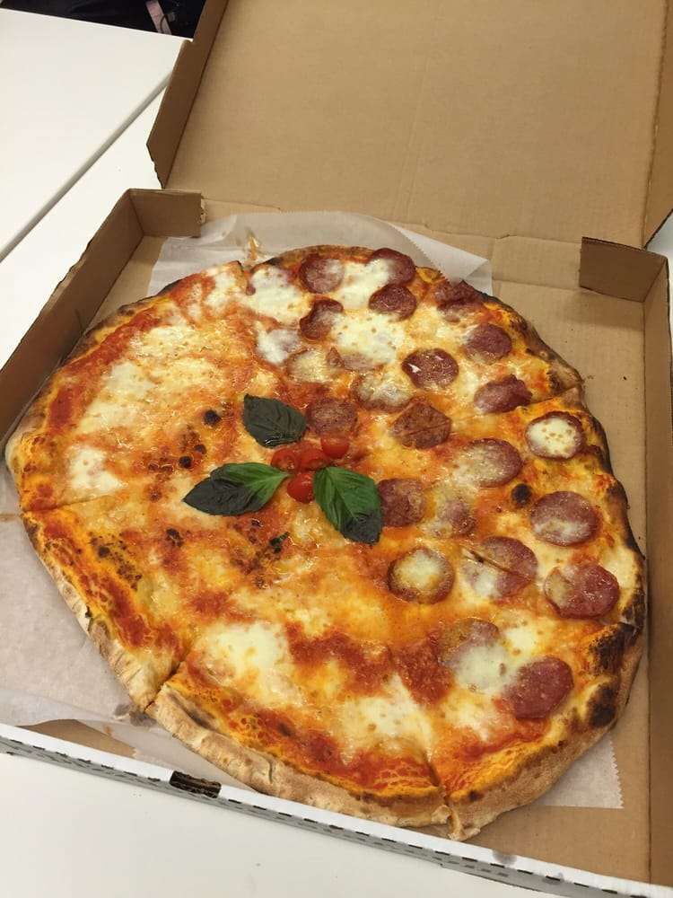 Pizza Superstar - Dean St | 446B Dean St, Brooklyn, NY 11217, USA | Phone: (347) 763-0440