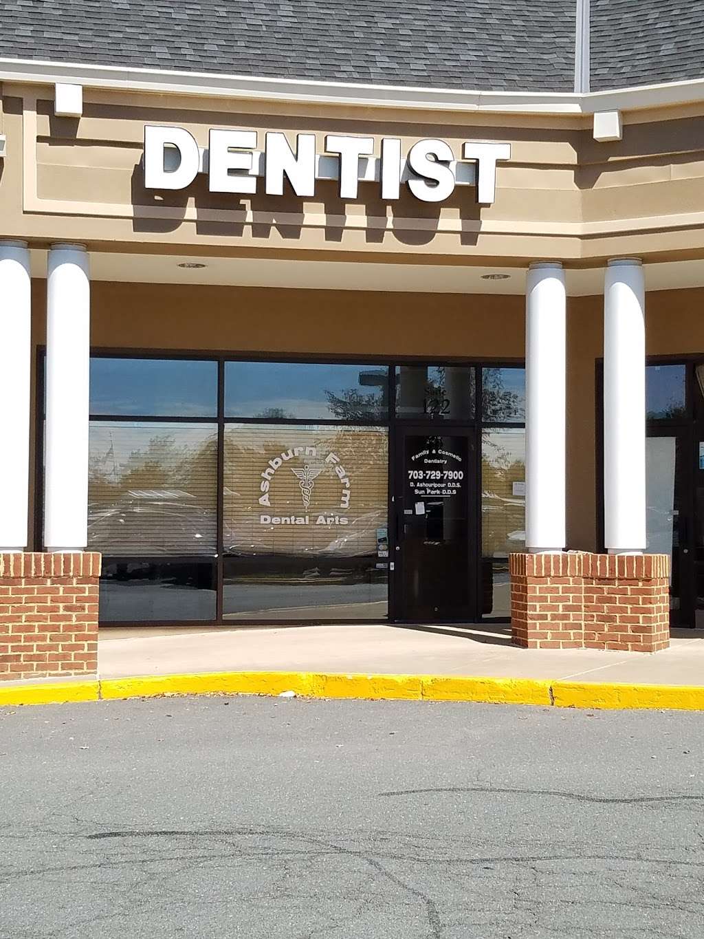 Ashburn Farm Dental Arts | 43330 Junction Plaza # 122, Ashburn, VA 20147, USA | Phone: (703) 729-7900