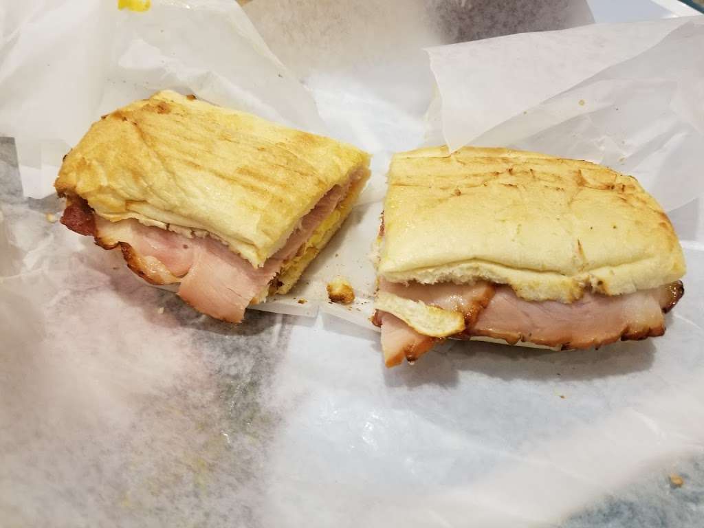 Potbelly Sandwich Shop | Baltimore Washington International Airport Baltimore MD US 21090, Linthicum Heights, MD 21090 | Phone: (410) 850-4545