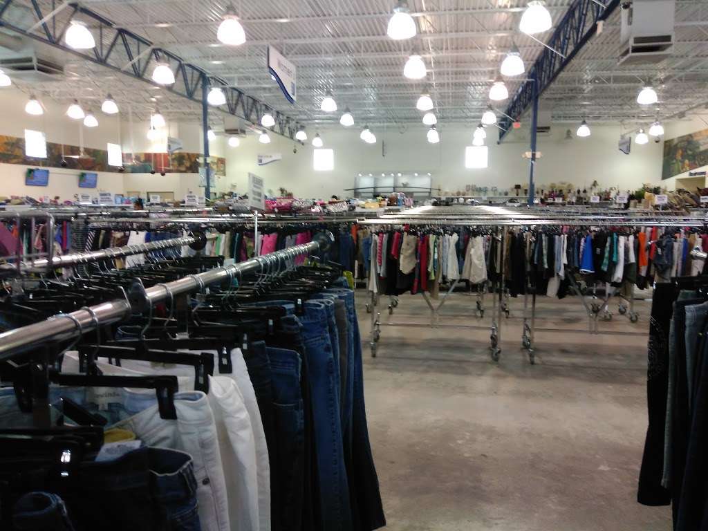 Goodwill Lakeland Superstore | 5411 Florida Ave S, Lakeland, FL 33813, USA | Phone: (863) 646-4301