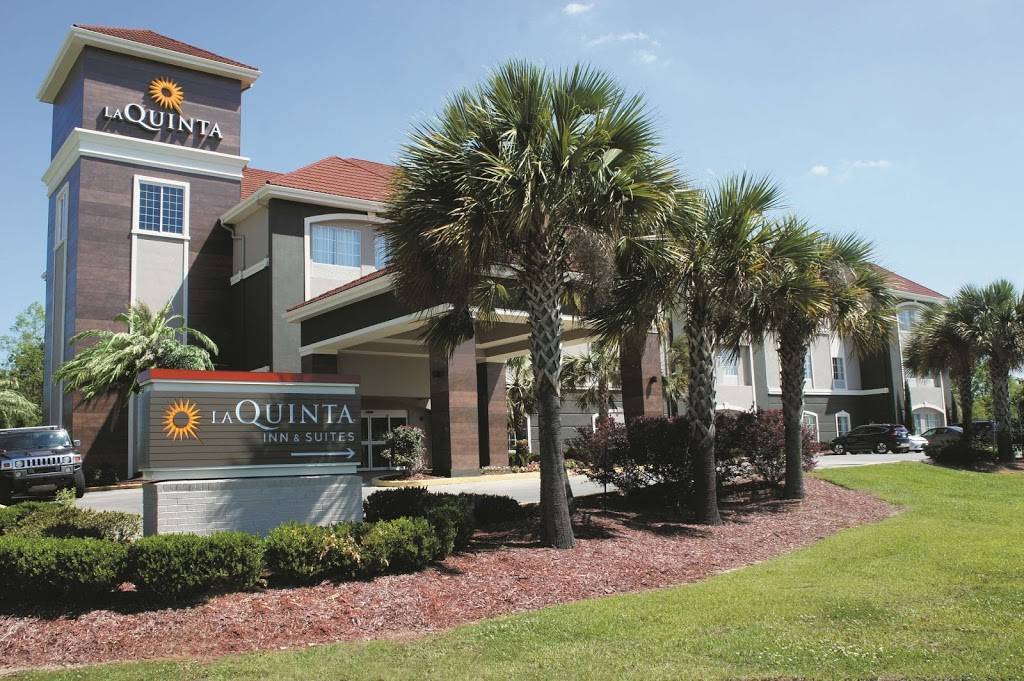 La Quinta Inn & Suites by Wyndham Baton Rouge Denham Springs | 1617 ONeal Ln, Baton Rouge, LA 70816, USA | Phone: (225) 663-6663