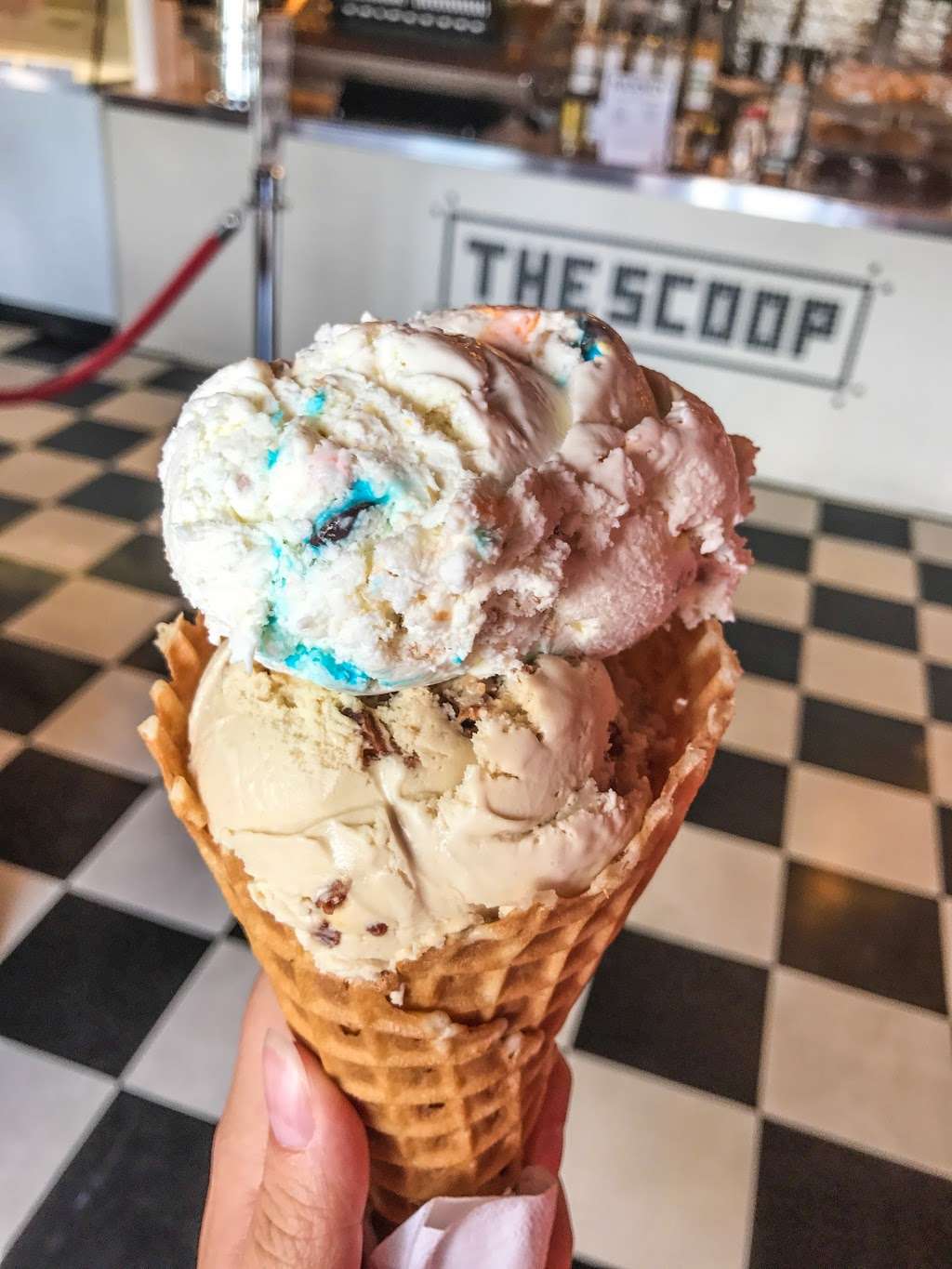 The Inside Scoop | 301 N 3rd St, Coopersburg, PA 18036, USA | Phone: (610) 282-1955