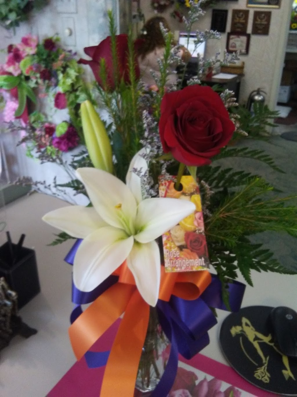 Shirl K Floral Designs | 2701 Pontoon Rd, Granite City, IL 62040, USA | Phone: (618) 797-6210