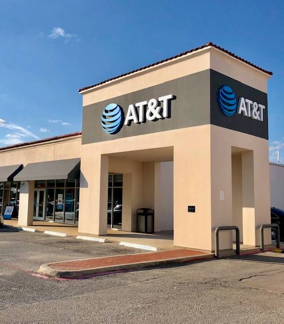 AT&T Store | 5616 Lemmon Ave, Dallas, TX 75209, USA | Phone: (214) 559-8936