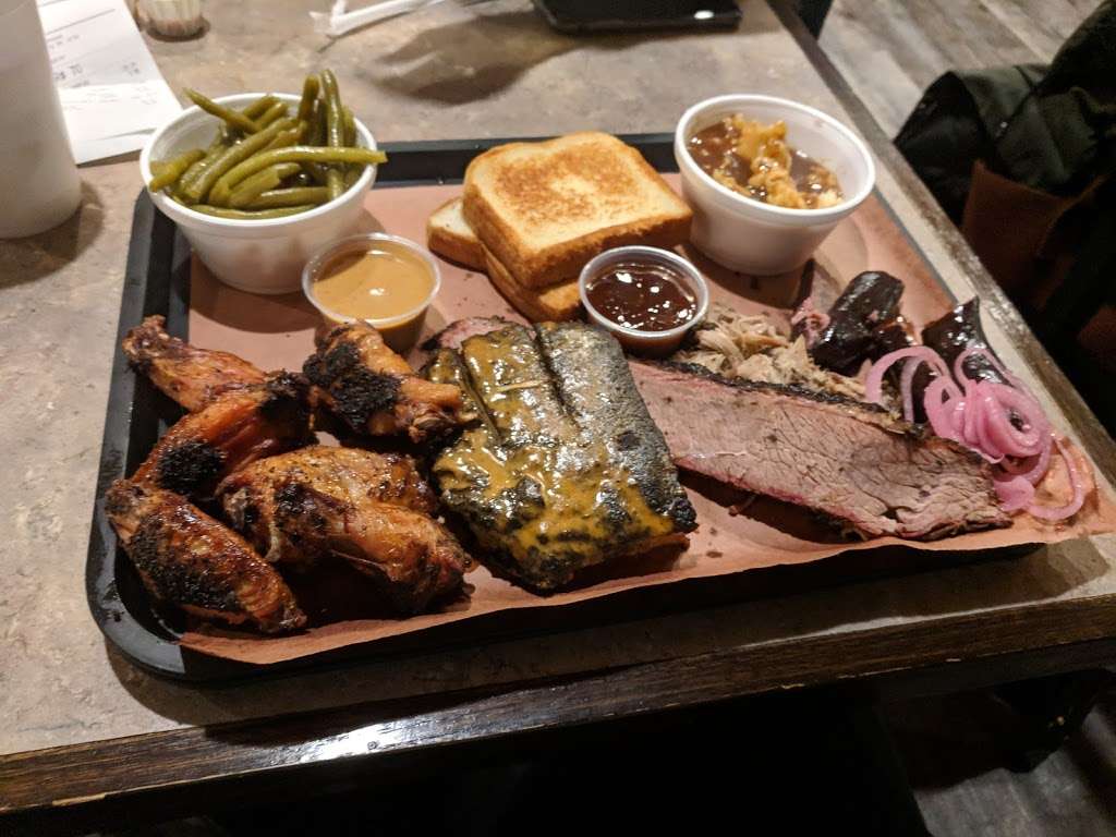 CJs BBQ Smokehouse | 975 Lincoln Way W, Chambersburg, PA 17202, USA | Phone: (717) 261-4760