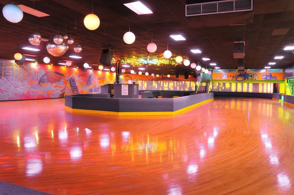 Skate Zone 71 | 4900 Evanswood Dr, Columbus, OH 43229, USA | Phone: (614) 846-5626