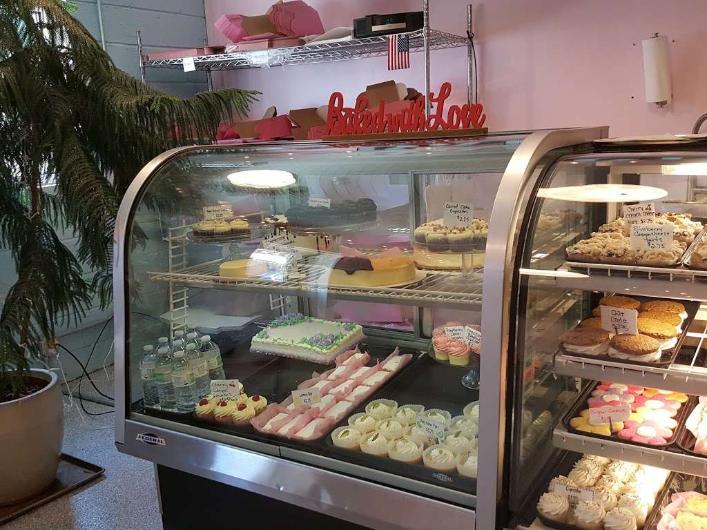 Marilyns Sweet Addictions | 106 Westview Dr, Lincolnton, NC 28092, USA