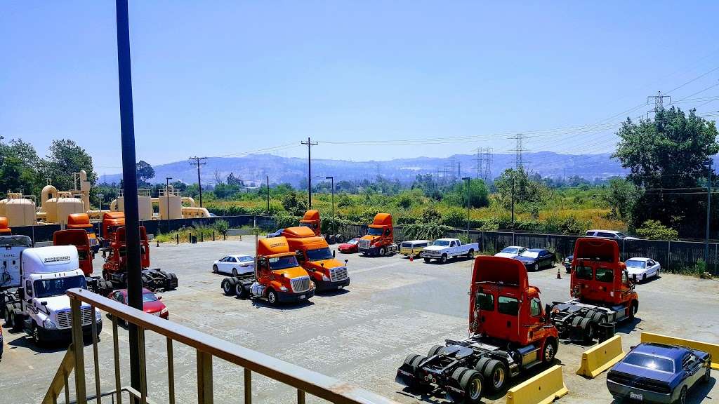 Schneider National Intermodal Yard | 329 Durfee Ave, South El Monte, CA 91733, USA | Phone: (800) 558-6767