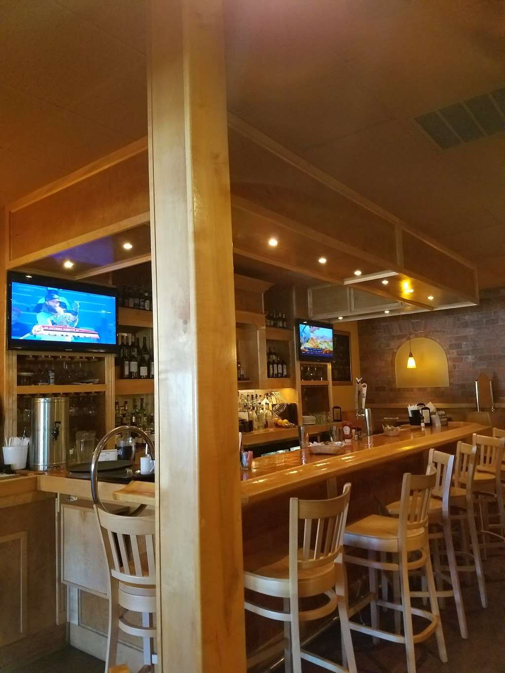 DeNovos Trattoria | 11310 Manklin Creek Rd, Ocean Pines, MD 21811 | Phone: (410) 208-2782