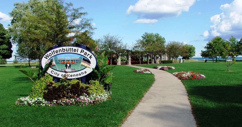 Wolfenbuttel Park | 5901 3rd Ave, Kenosha, WI 53140 | Phone: (262) 653-4080