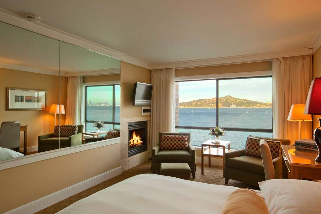 The Inn Above Tide | 30 El Portal, Sausalito, CA 94965, USA | Phone: (415) 332-9535