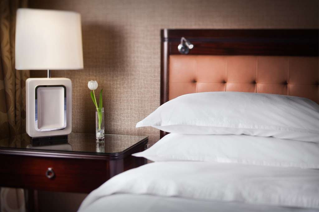 Sheraton Suites Chicago OHare | 6501 Mannheim Rd, Rosemont, IL 60018 | Phone: (847) 699-6300