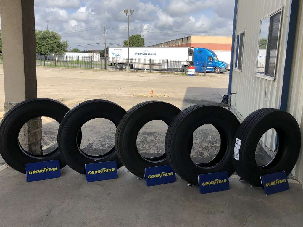 TONNELLE TIRES | 3942 N McCarty St, Houston, TX 77013 | Phone: (713) 679-7930