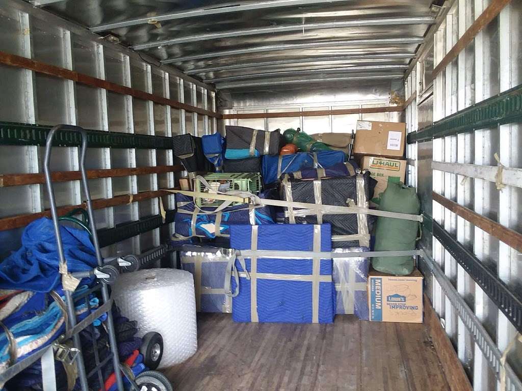 Topline Moving & Storage Inc | 12102 Conway Rd, Beltsville, MD 20705, USA | Phone: (240) 264-1818