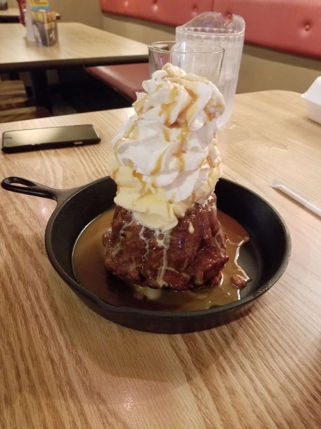 Henrys American Grill | 237 N Stephanie St, Henderson, NV 89074, USA | Phone: (702) 898-5100